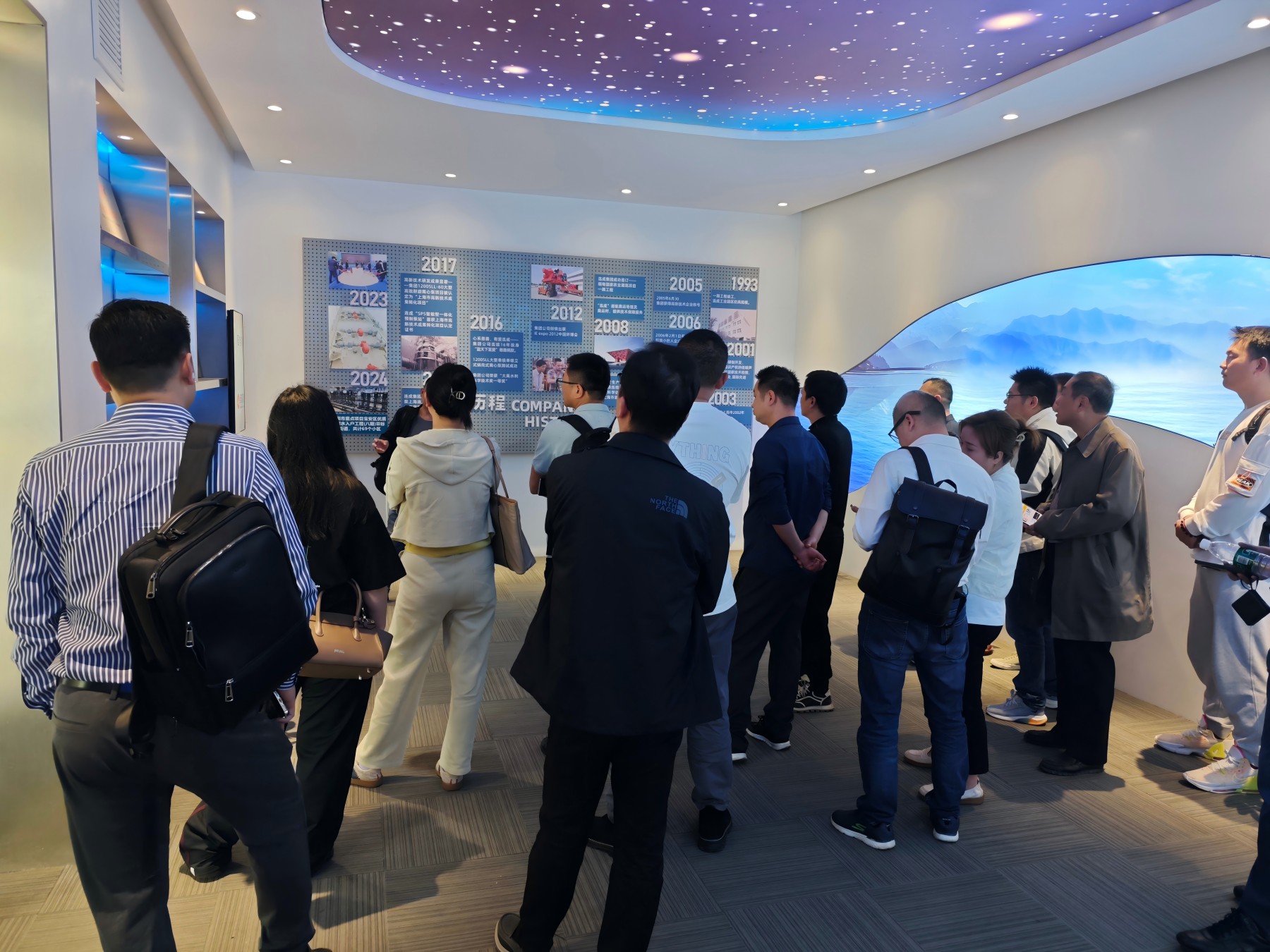 【世環(huán)通企業(yè)游學(xué)】走進(jìn)連成泵業(yè)集團(tuán)，解碼創(chuàng)新科技×綠色智造雙引擎-